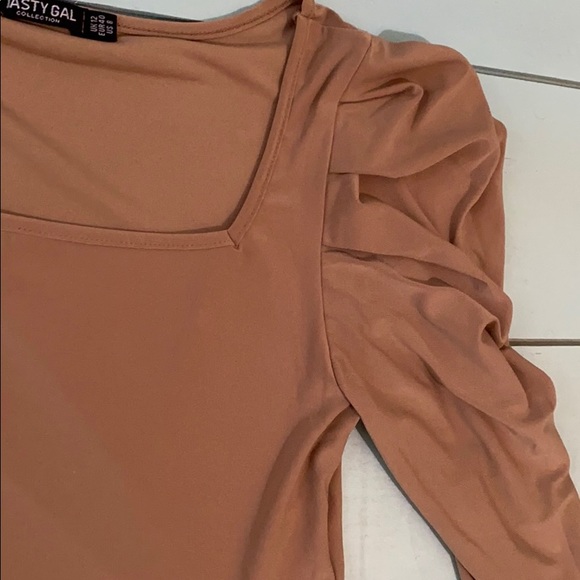 Nasty Gal Puff Sleeve Crop Top - Picture 3 of 3